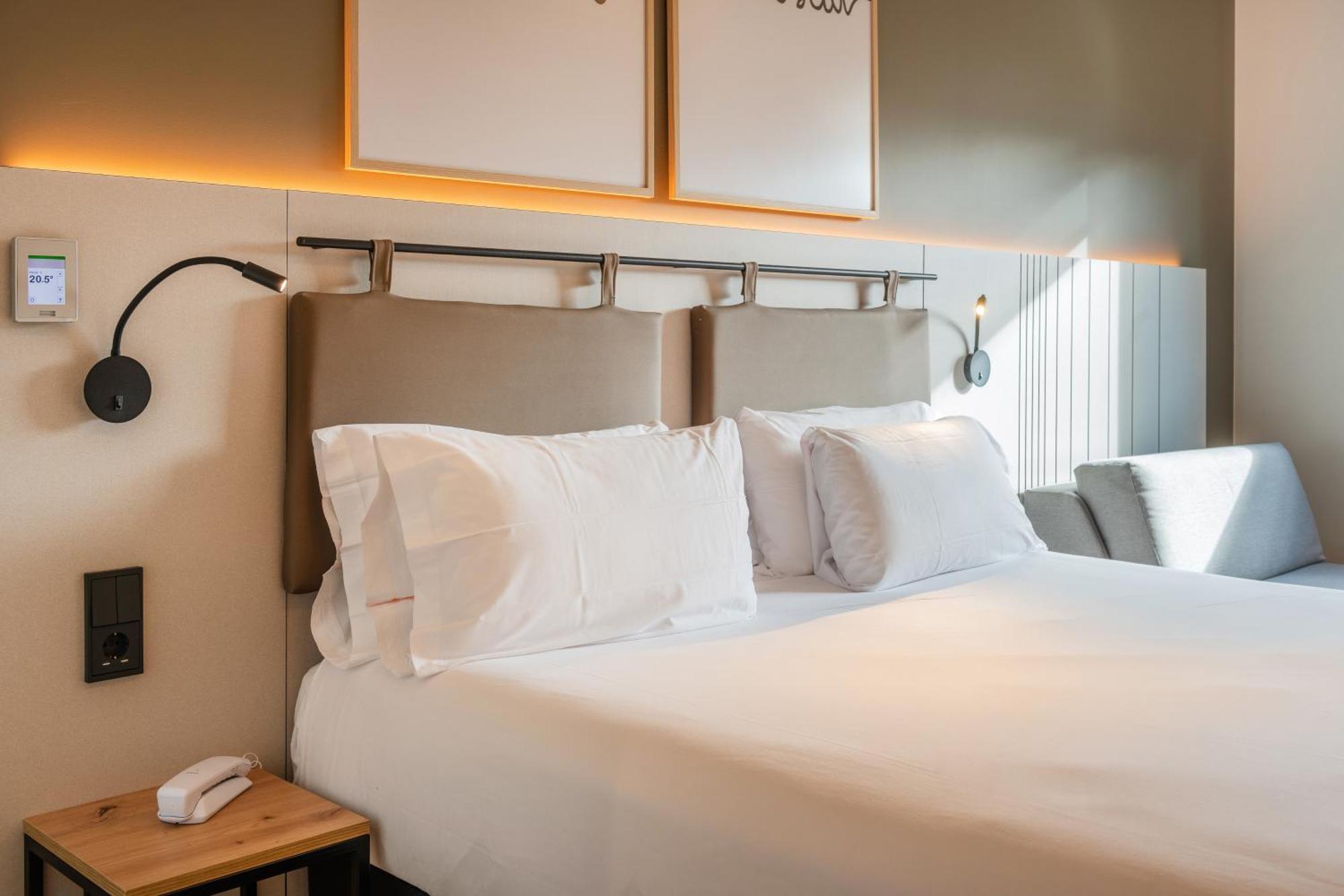 Hotel Bed4U San Sebastián Bagian luar foto